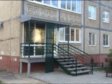 Арендаторам и собственникам нежилых помещений в многоквартирных домах необходимо заключить договор с управляющей компанией