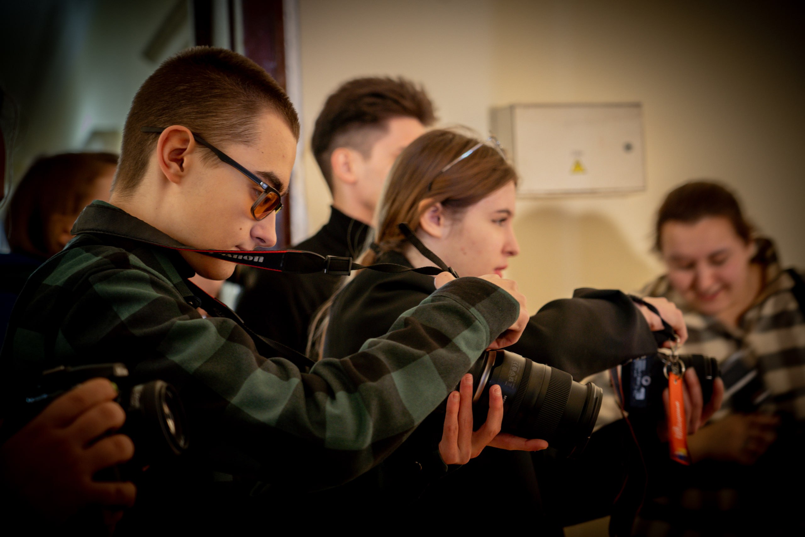 В ЛГАКИ им. М. Матусовского стартовал Всероссийский фестиваль-конкурс творческой фотографии имени Льва Матусовского «Свет и время»