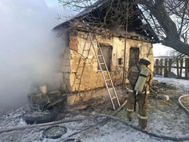 В Краснодонском районе на пожаре погиб пенсионер