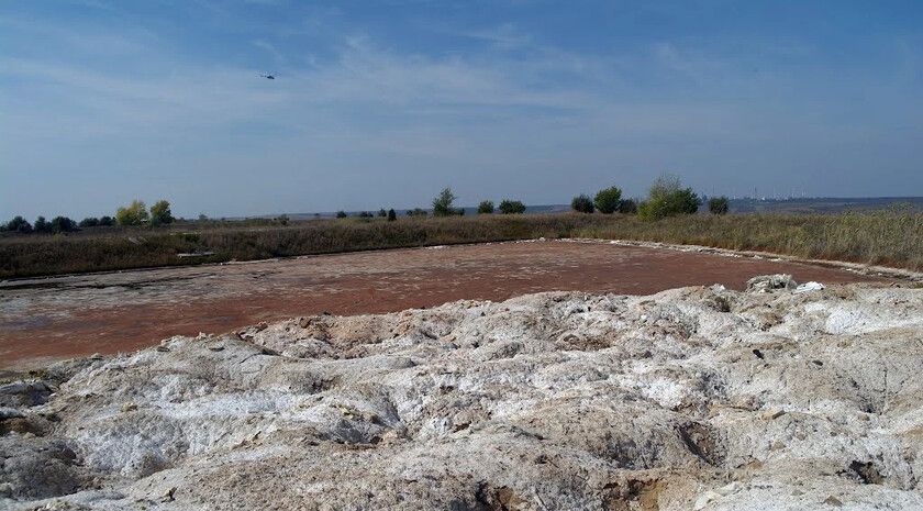 Полигон химических отходов у Волчеяровки ликвидируют до 2030 года