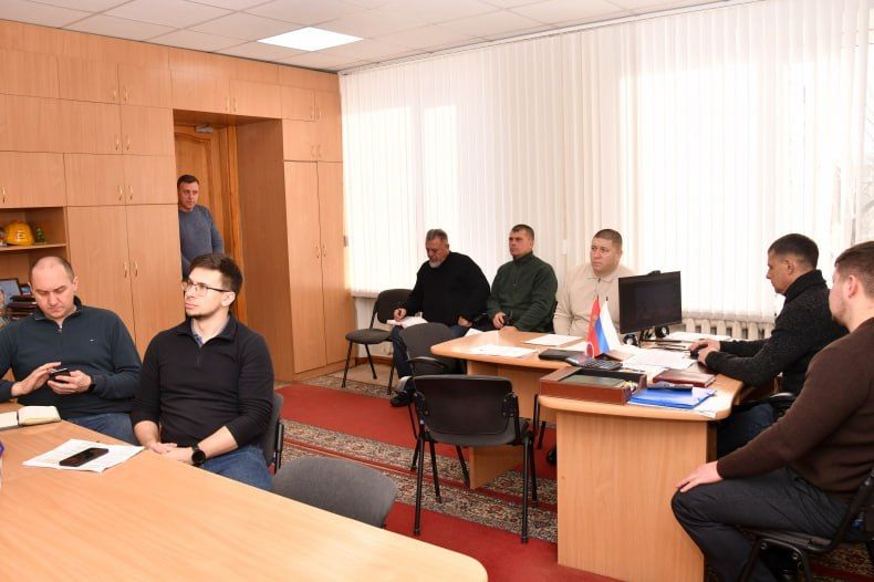 «Видеоконференции играют ключевую роль в обеспечении эффективного взаимодействия между Администрацией Свердловского муниципального округа и Министерствами строительства и ЖКХ ЛНР и РФ. Обсуждение хода реализации специального...