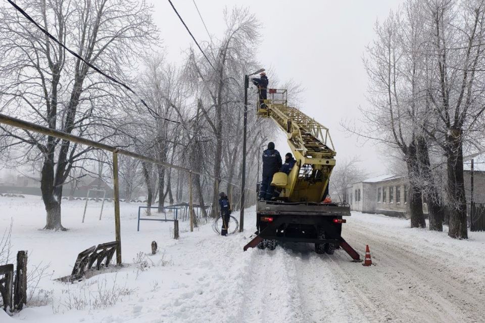 ФОТОФАКТ: МУП «Горсвет» продолжает обновлять наружное освещение в городе