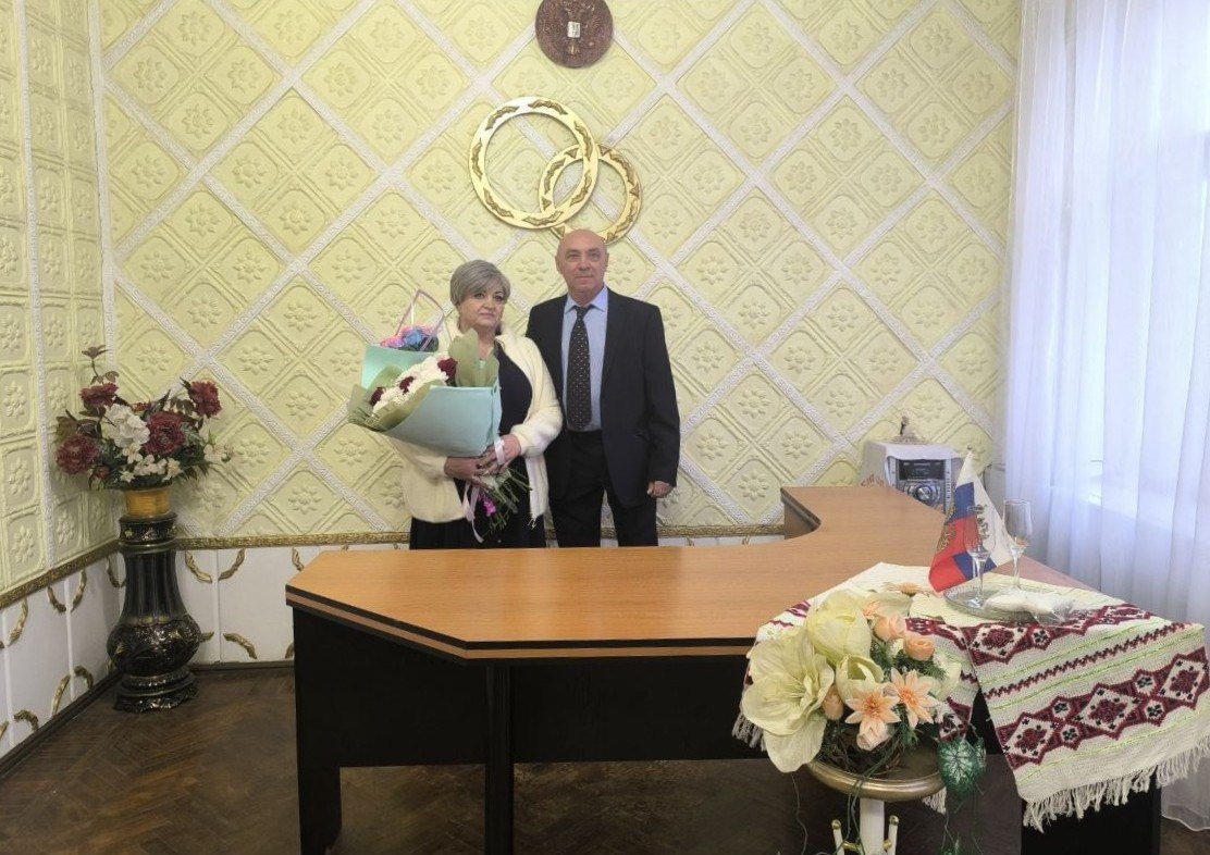 Сапфировую свадьбу отметили супруги Вовк