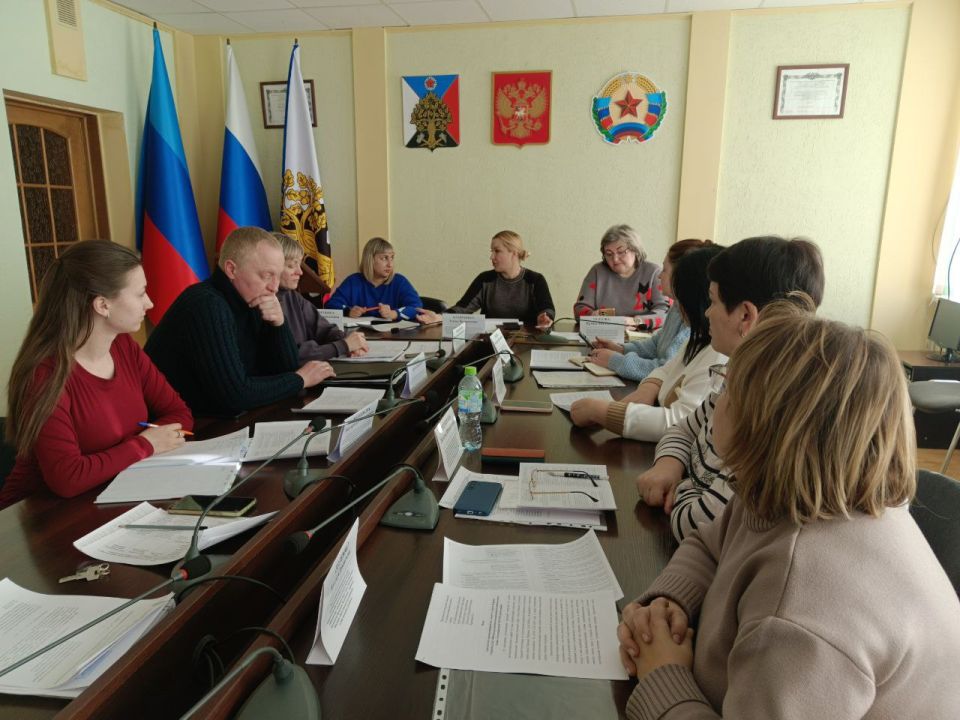 ������ ��������: � ������������� ���������� ������ ����� �������� ���������� ��������� ���������������� ������� ������ �� ���������� � ���������� ������ �������������� ���������������� ������ � ������������������� � (���)...