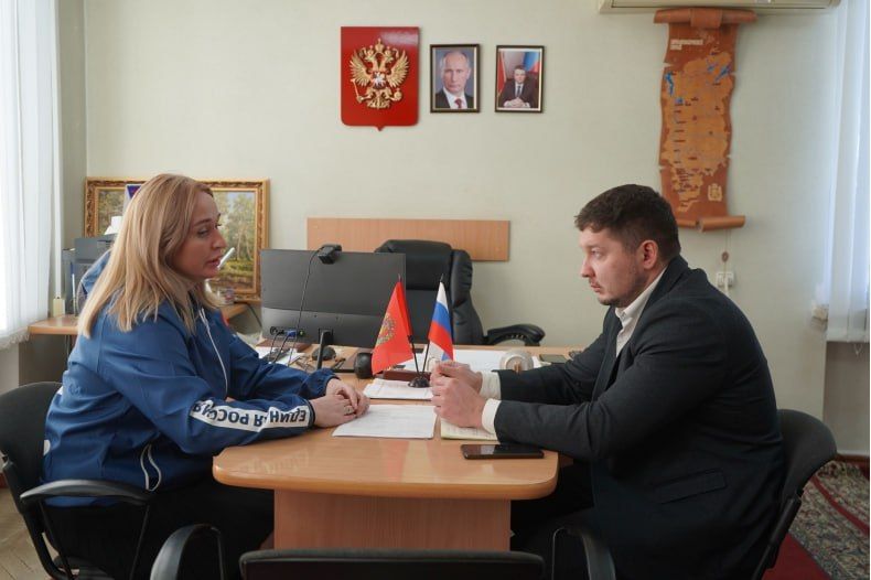 В Свердловском округе обсудили реализацию народной программы «Единой России» с шеф-регионом