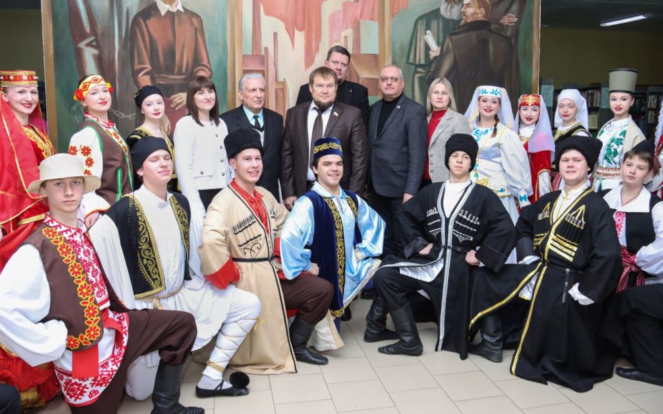 ����� ���������� ������ ������� � ����������� ����� ��������: ������ � �������, ����������� �������� ���� �������� ������� ���������� ���������