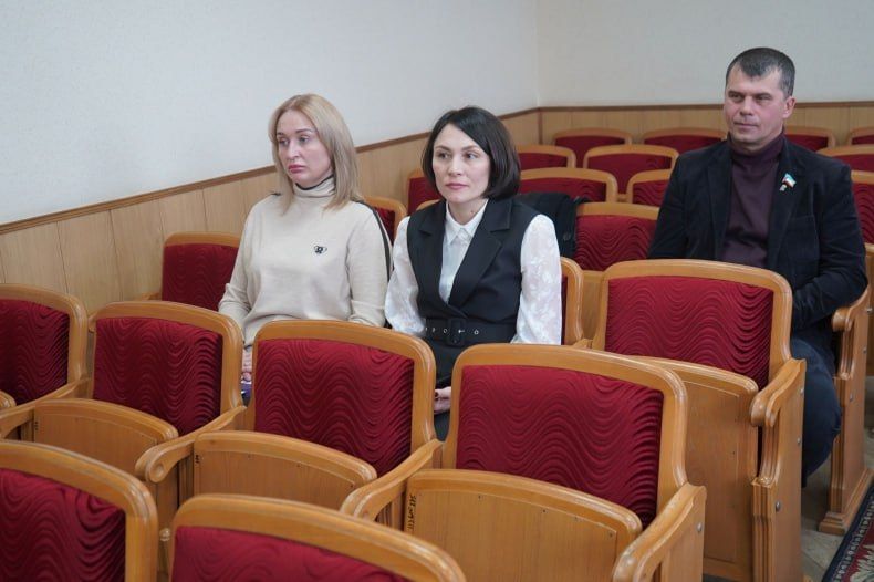 ������� ������ ������� ������� ���������� ������� �� �������� �������� 42-�� ��������� ������ ���������