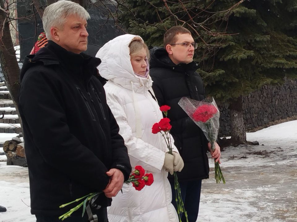 ������� �������: � ����� ������������ �������� ����, �������� �� ����������� ��������������� �������� �������, � ��������� ����� ������-������������������ ��������� ������-�������, ����������� ��� ����������� ����������...