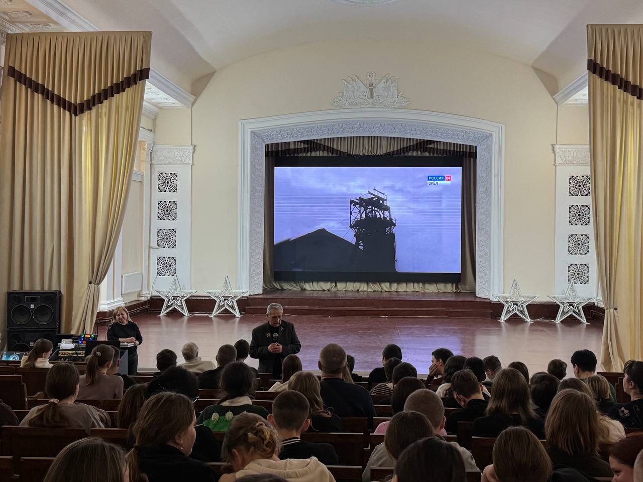 В Стаханове показали фильм о героическом прошлом города