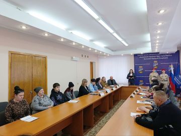 13 февраля в Администрации городского округа города Кировска состоялась встреча с семьями погибших участников специальной военной операции