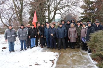 Единороссы Станично-Луганского муниципалитета приняли участие в мероприятиях ко Дню памяти воинов-интернационалистов
