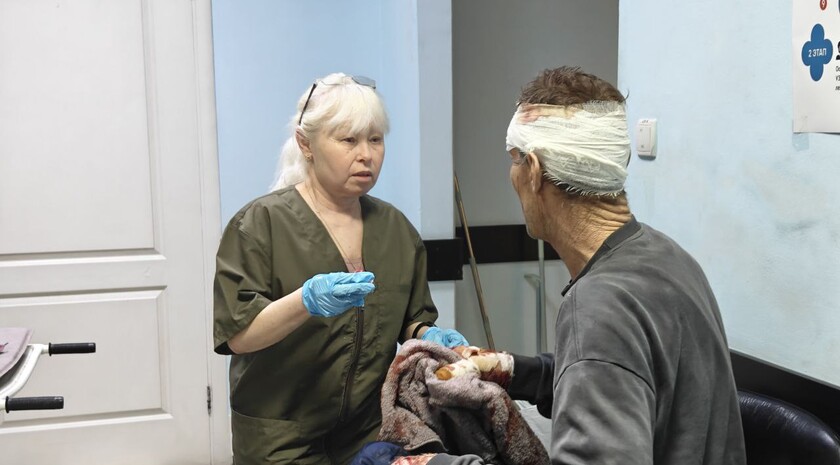 Врио главврача Алчевской больницы рассказал о состоянии раненых в результате атаки БПЛА