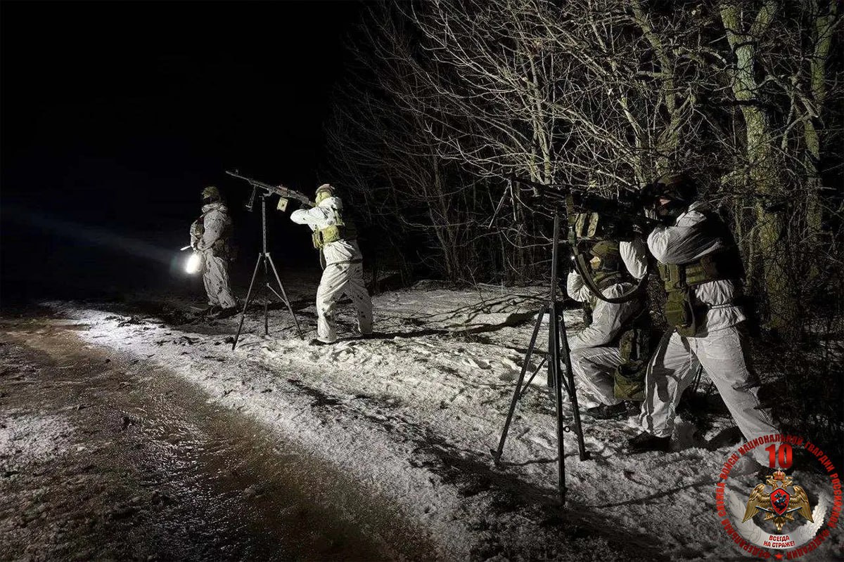 Росгвардейцы за ночь сбили над ЛНР семь дронов ВСУ