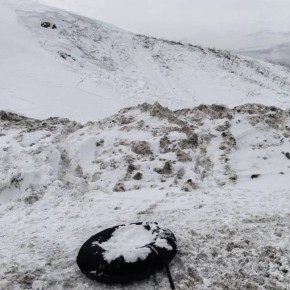 Двое школьников погибли, катаясь на тюбингах в свердловском селе
