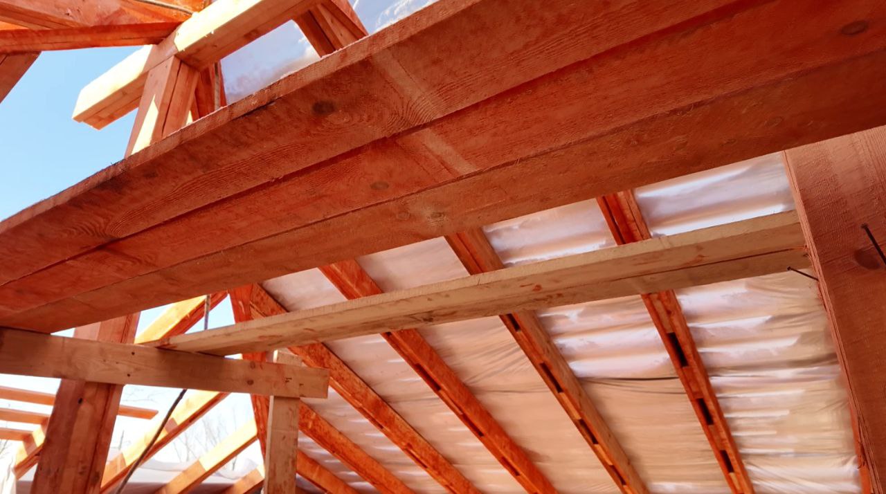 «Наши кровли лет 20 точно простоят»