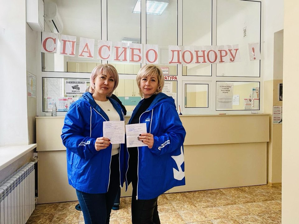 Антрацитовские единороссы присоеденились к акции «Zа наших»: более 10 литров крови для героев СВО!