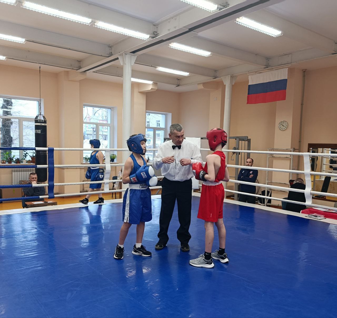 В Северодонецке ко Дню защитника Отечества состоялось первенство по боксу