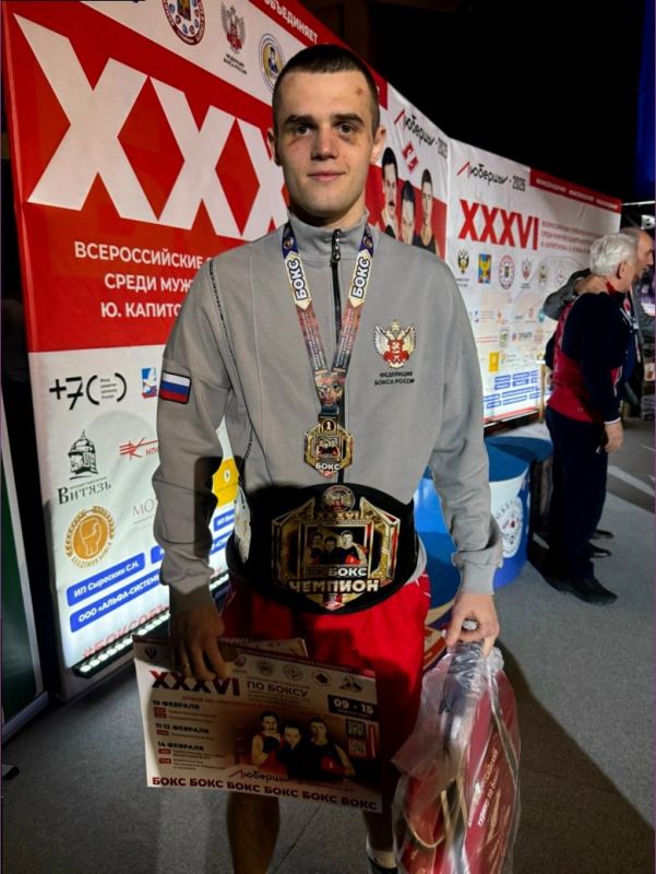 Боксер из ЛНР мастер спорта России международного класса по боксу, Константин Опольский (первый тренер Белоусов Вячеслав Тихонович КДЮСШ г.Лутугино ЛНР) выступает за Московскую область, становится чемпионом Всероссийских...