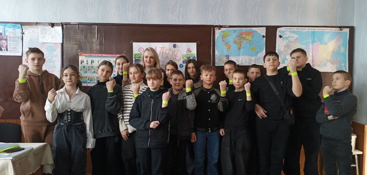 Уроки дорожной безопасности в школах Алчевска