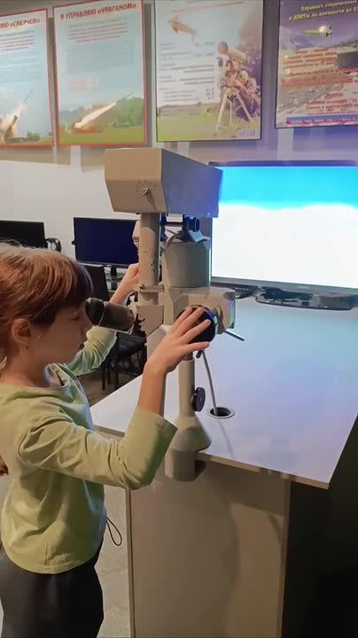 Иван Санаев: И снова восхищаемся талантами юной героини нашей страны!