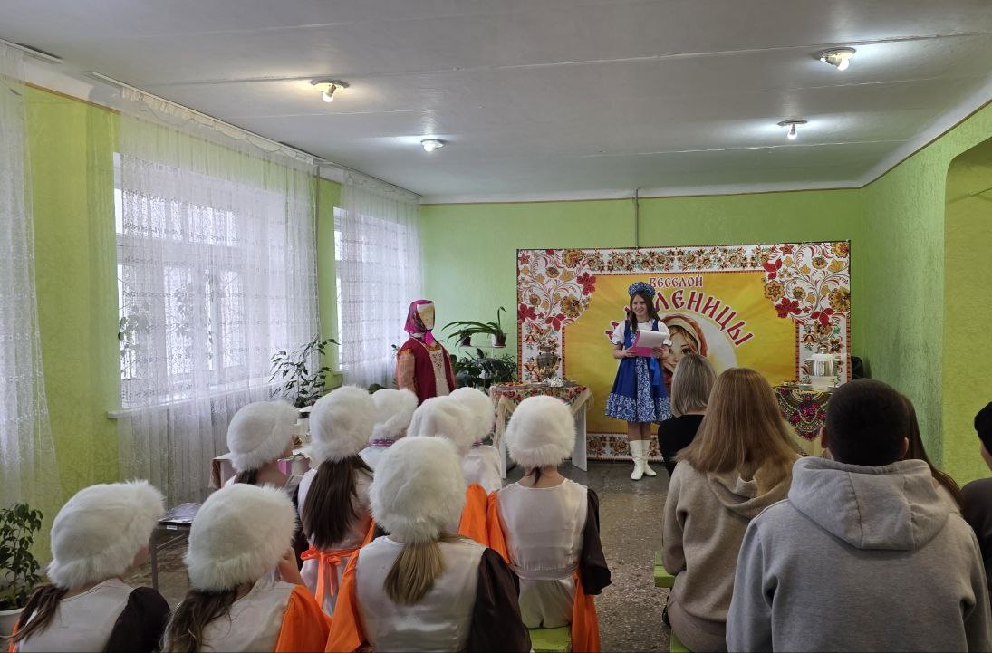 В пгт Новодарьевка прошло незабываемое театрализованное представление «Ай да, Масленица!»