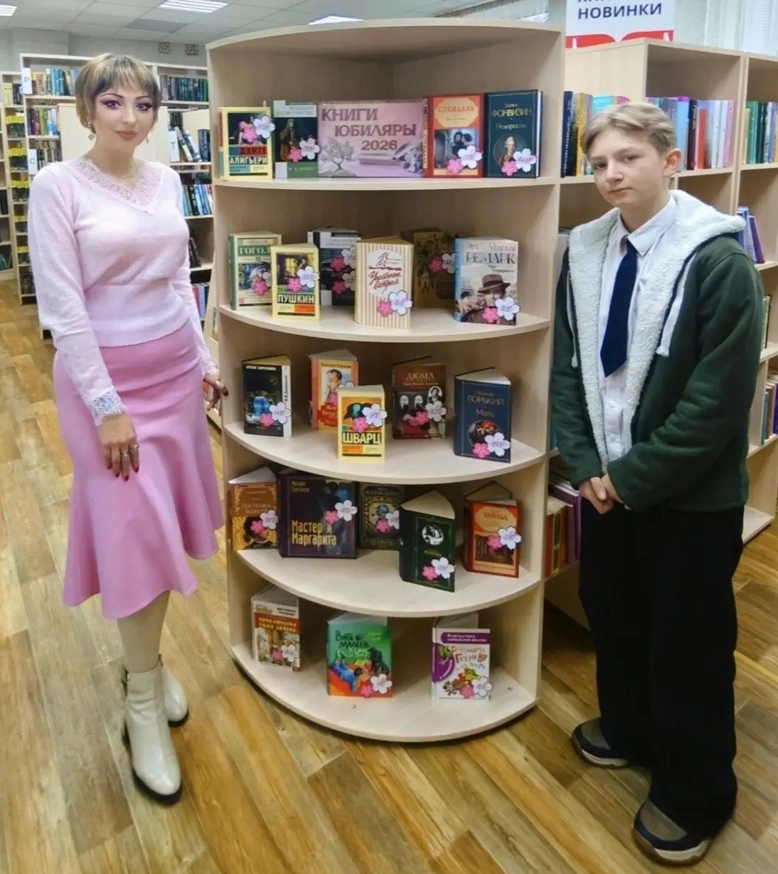 Каждый раз, прикасаясь к этим шедеврам, мы словно заново знакомимся с героями, которые открывают нам свои жизни и мысли, заставляют сопереживать их огорчениям и радоваться их победам