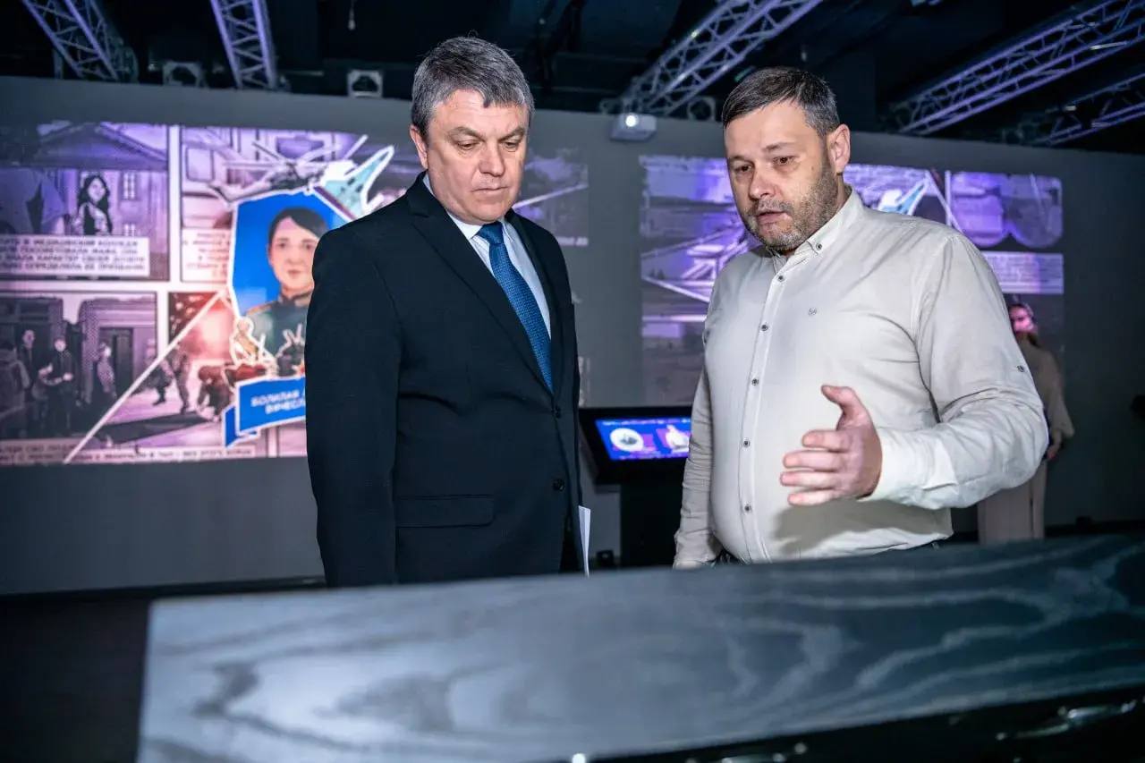 Выставка, посвященная 33 участникам специальной военной операции, удостоенным звания Герой России и других государственных наград, откроется в Луганске 21 февраля