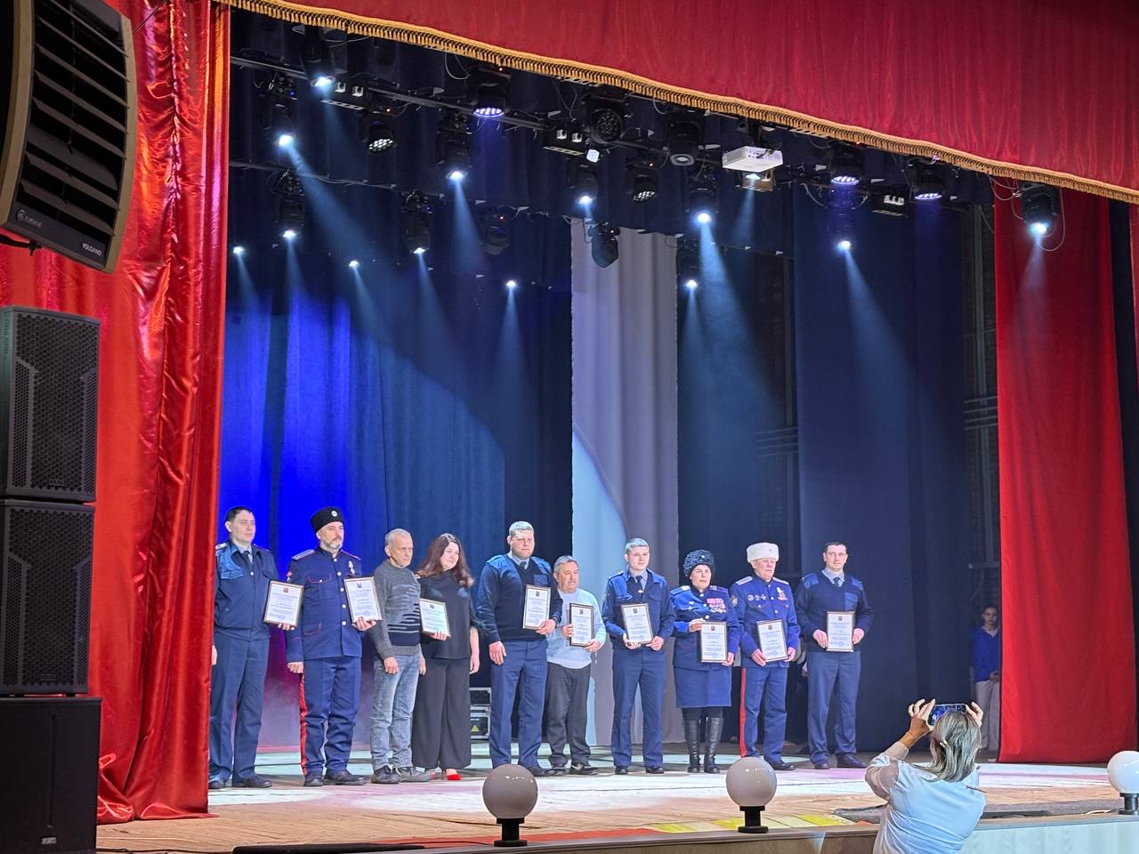 В Суходольске состоялся праздничный концерт, посвященный Дню защитника Отечества