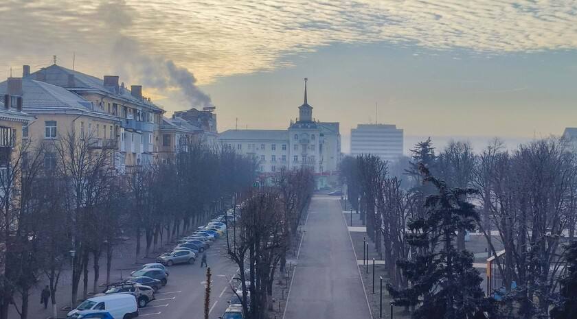 Синоптики прогнозируют 21 февраля в ЛНР от 16 градусов мороза ночью до плюс 2 градусов днем, местами ожидаются снег, мокрый снег, гололедица, сильный ветер, налипание мокрого снега, снежные заносы