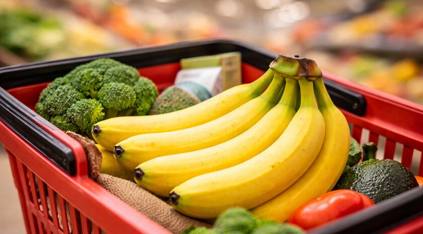 Должны пахнуть огурцом и быть больше 14 см: в России утвердили ГОСТ на бананы