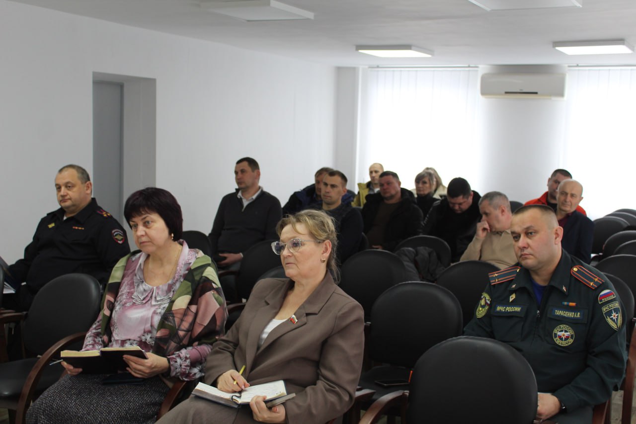 Юлия Кожухарь: Сегодня, 20 февраля 2026 года, в Администрации Новопсковского муниципального округа было проведено внеочередное заседание комиссии по чрезвычайным ситуациям