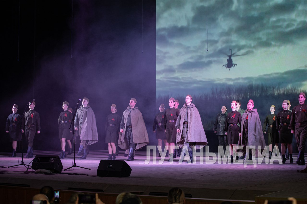 В ДК Ленина состоялась концертная программа, посвященная Дню защитника Отечества