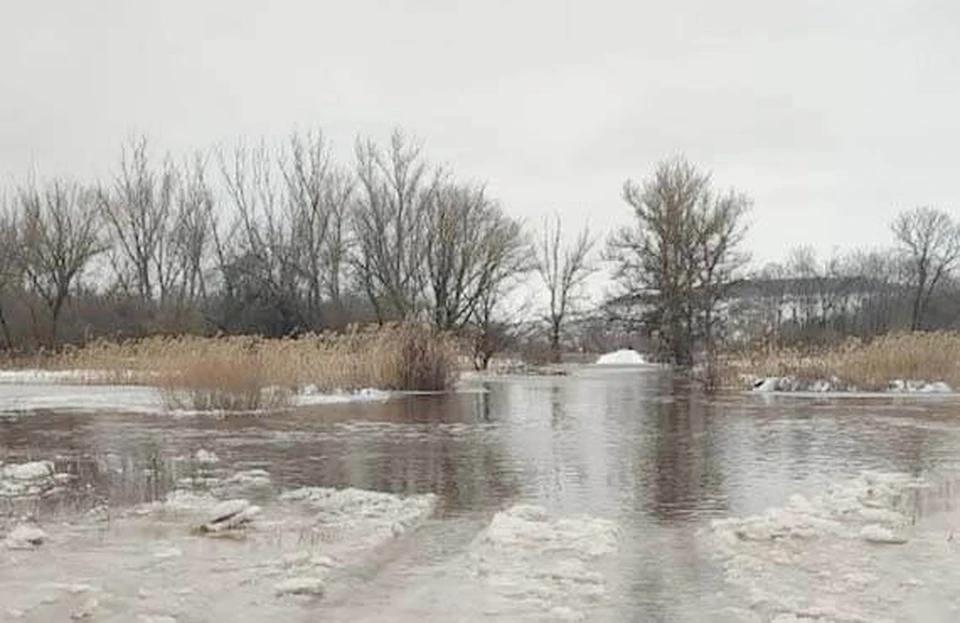 В Сватовском районе ЛНР обследуют реку Красную из-за половодья