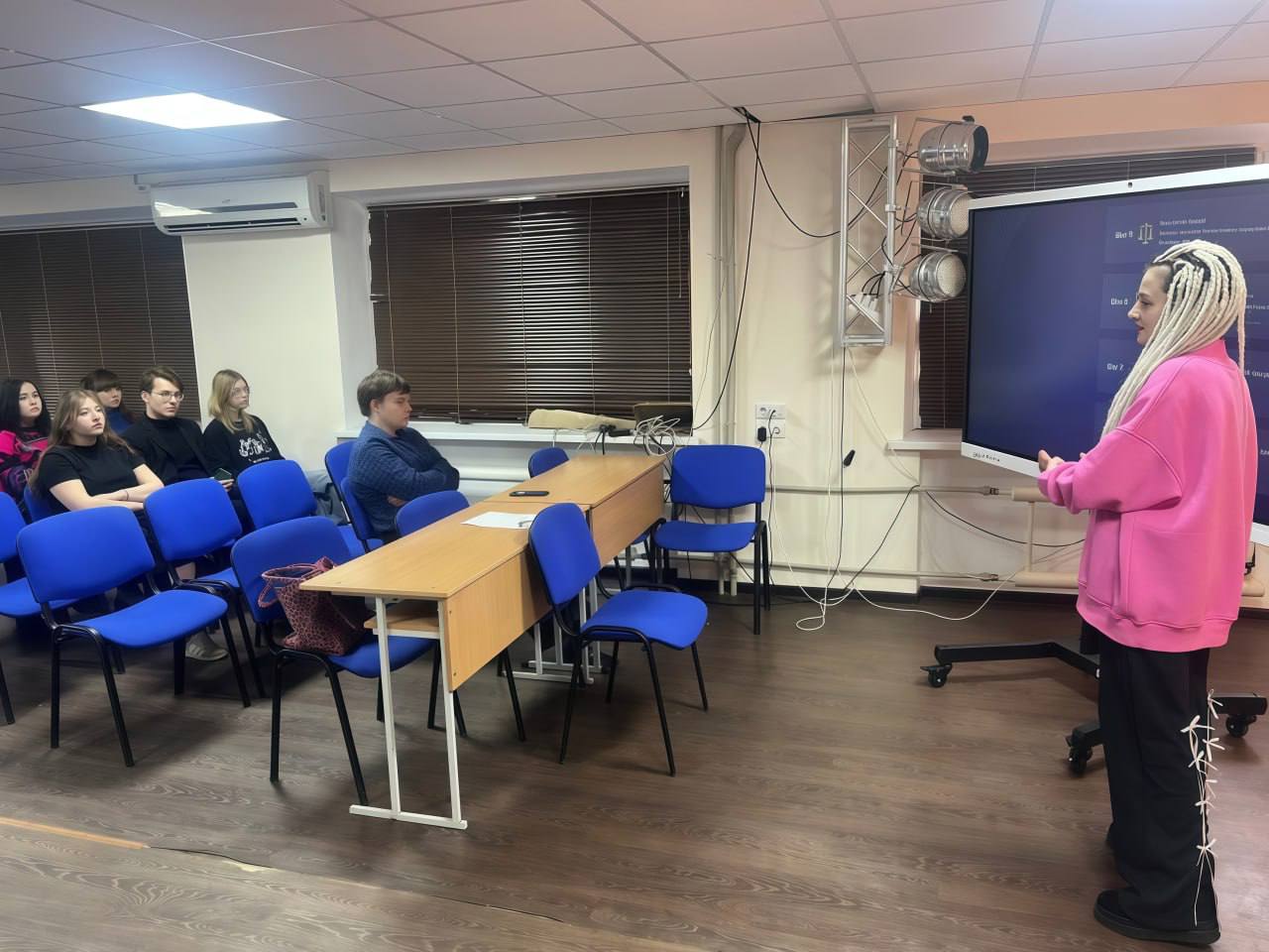 Развиваем молодёжное предпринимательство!