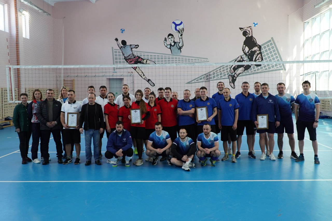 Представители дорожно-транспортной отрасли региона отметили четвертую годовщину признания Россией Луганской Народной Республики спортивным турниром