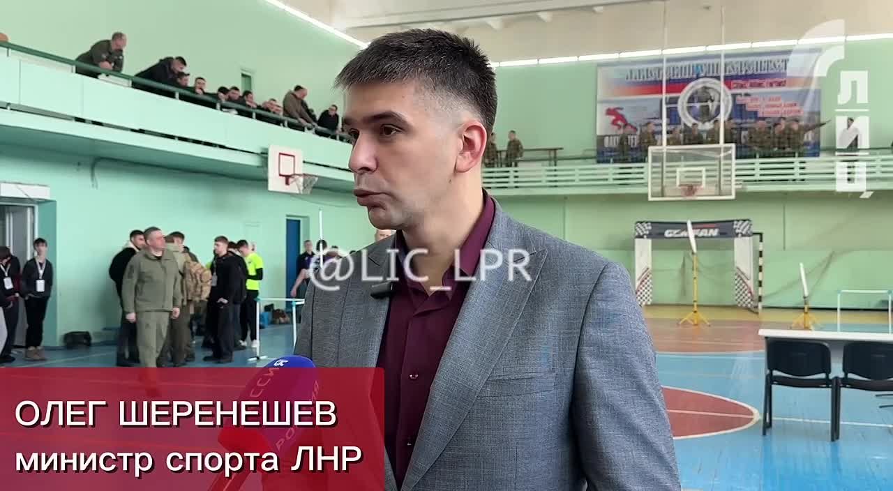 Первый в истории ЛНР чемпионат по гонкам дронов состоялся на базе Луганского государственного университета имени Владимира Даля, участие в нем приняли команды из школ и вузов Республики. Об этом с места события передает...