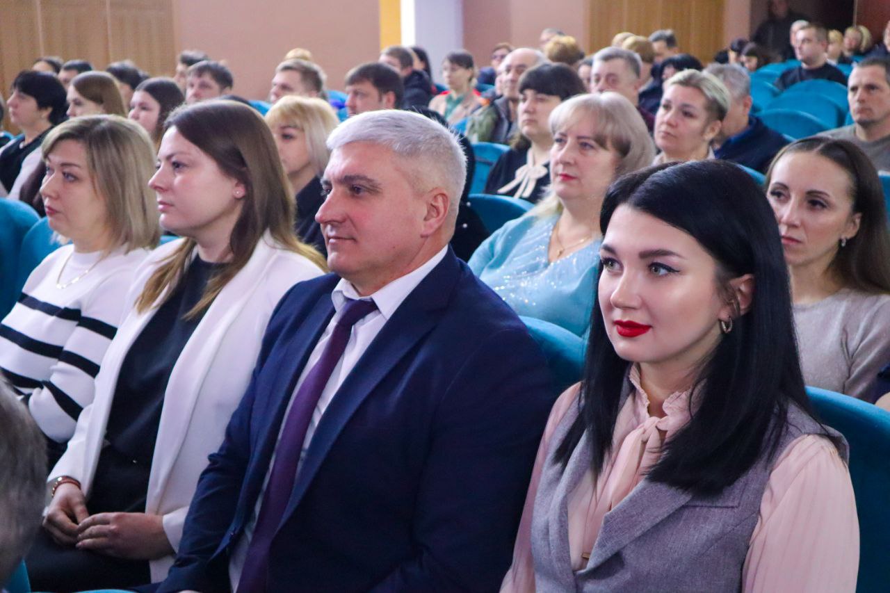 Галина Дуброва: Вчера в Беловодском Доме культуры прошло торжественное мероприятие, посвященное Дню защитника Отечества