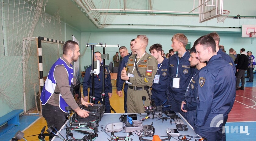 Первый в ЛНР чемпионат по гонкам дронов состоялся в Луганске