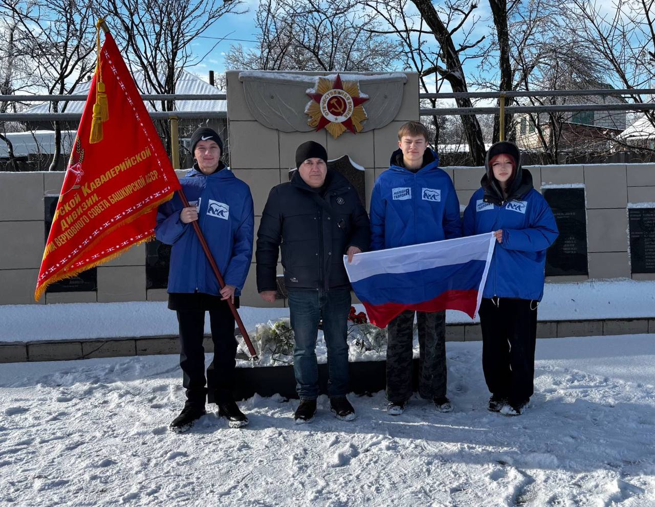 В Алчевске прошёл героико-патриотический рейд