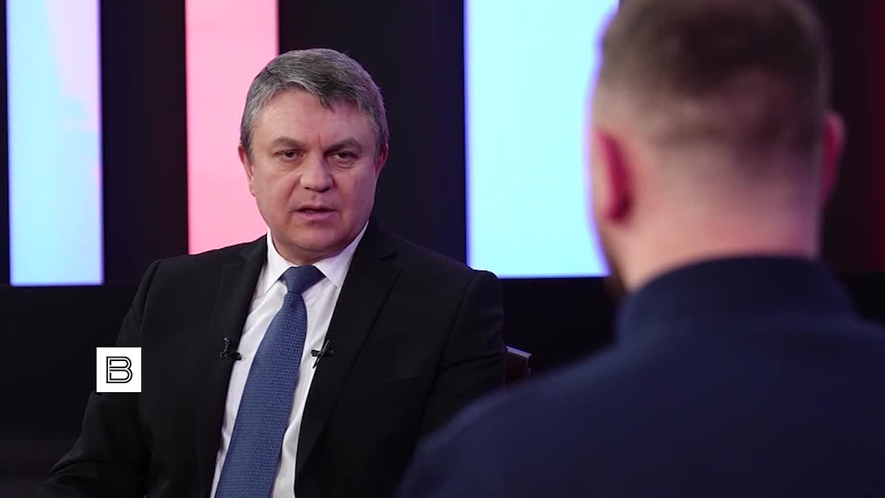 Восстанавливать экономику, строить дома и развивать регион: глава ЛНР Леонид Пасечник рассказал в интервью "Вестям" о задачах, которые он ставит перед своей командой на предстоящий год