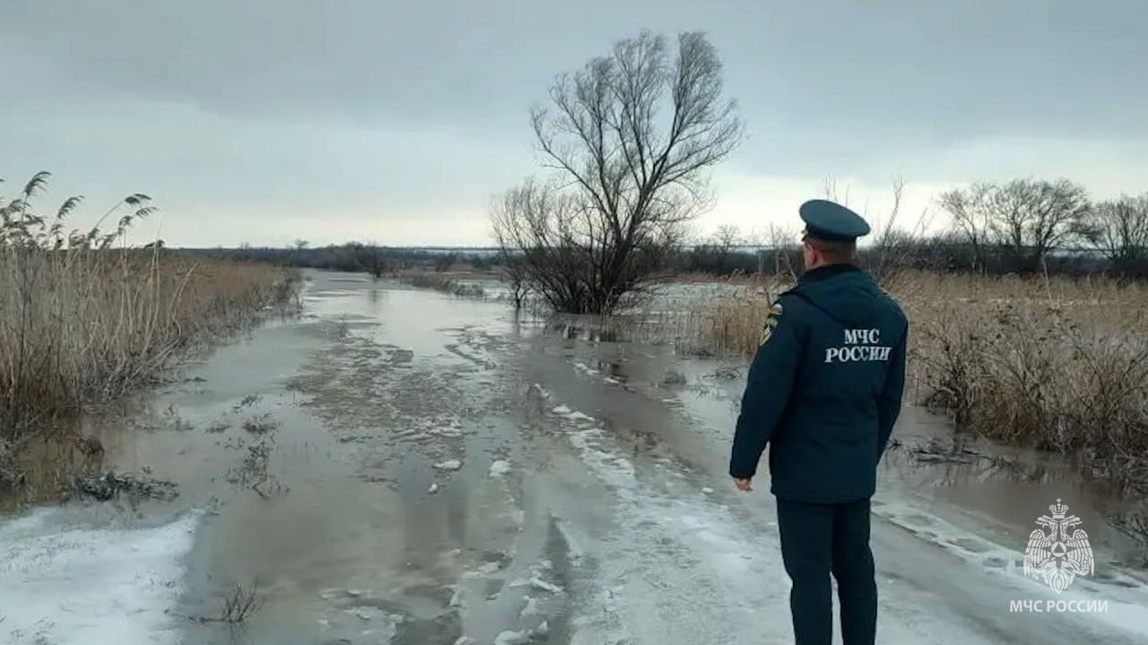 В ЛНР четыре района работают в режиме повышенной готовности из-за паводка