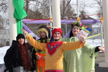 Сергей Козенко: Совместно с жителями округа принял участие в Масленичных гуляниях, которые стали настоящим торжеством весны, радости и тепла, подарив незабываемые впечатления и заряд позитивной энергии