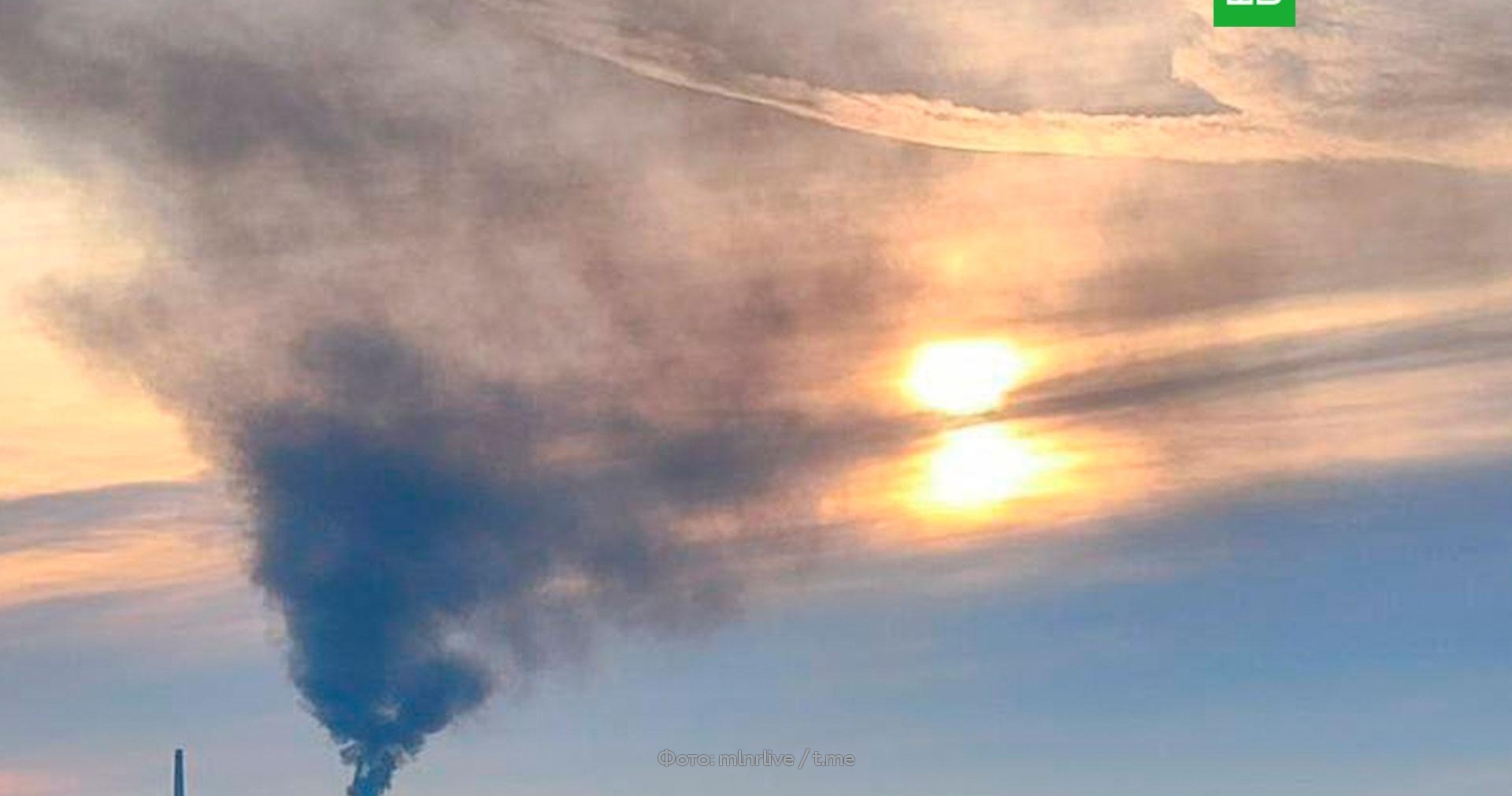 ВСУ ударили по нефтебазе в Луганске, ранен мужчина