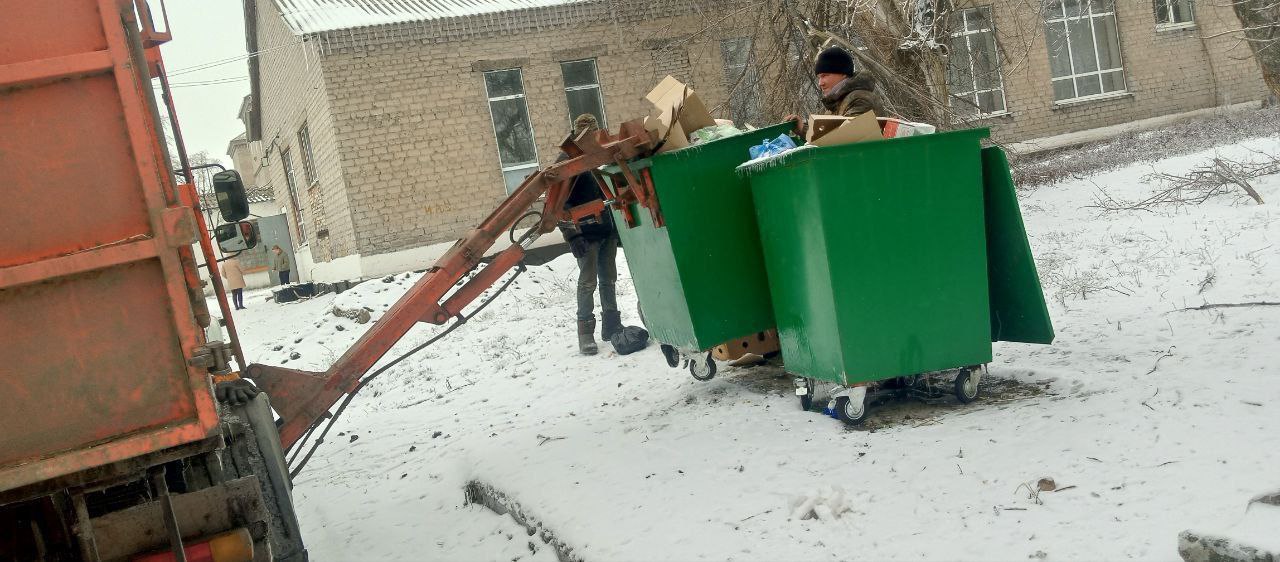 Работа коммунальных служб в праздничные дни