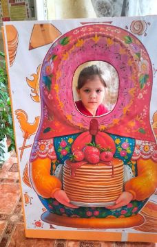 Весна пришла вместе с ярким праздником проводов Зимы в село Бобриково, где школьники традиционно провели широкую масленичную ярмарку