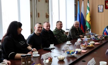 Евгений Шаталин: В преддверии 23 февраля, в теплой атмосфере за чашкой чая, встретился с участниками СВО