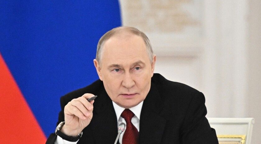 Путин поручил ФСБ усилить охрану должностных лиц Минобороны и предприятий ОПК