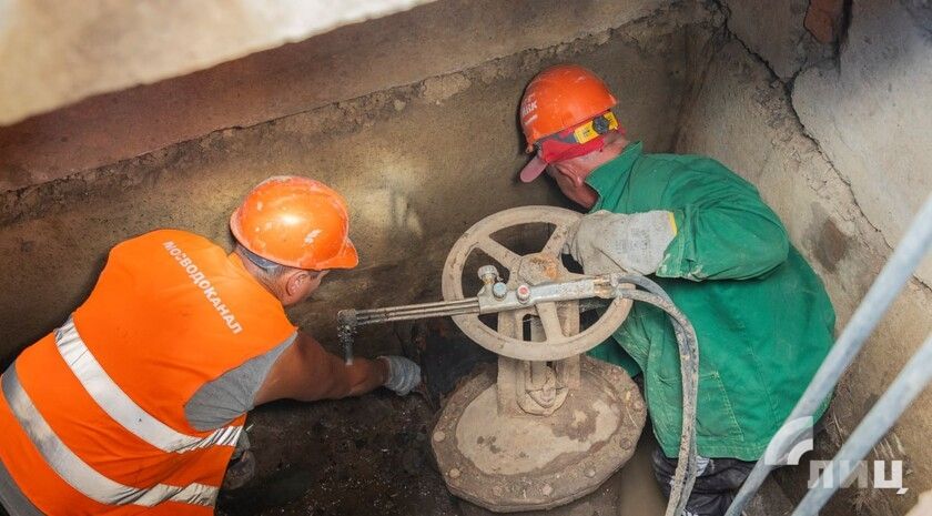 Лугансквода предупредила о сбоях при подаче воды в городах и районах ЛНР 24 февраля