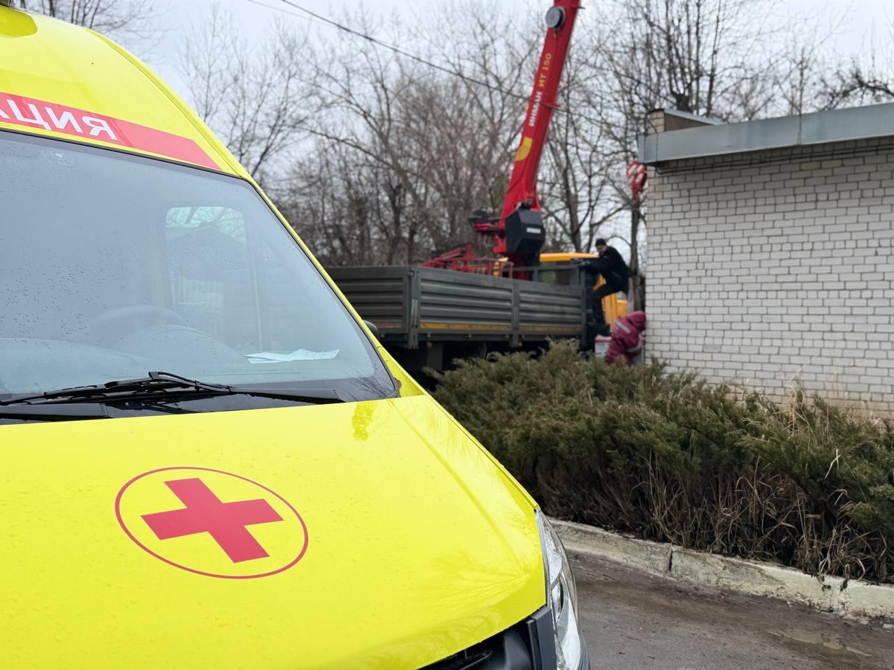 Народный фронт доставил генератор мощностью 20 кВт в Клинику медицины катастроф в Луганске