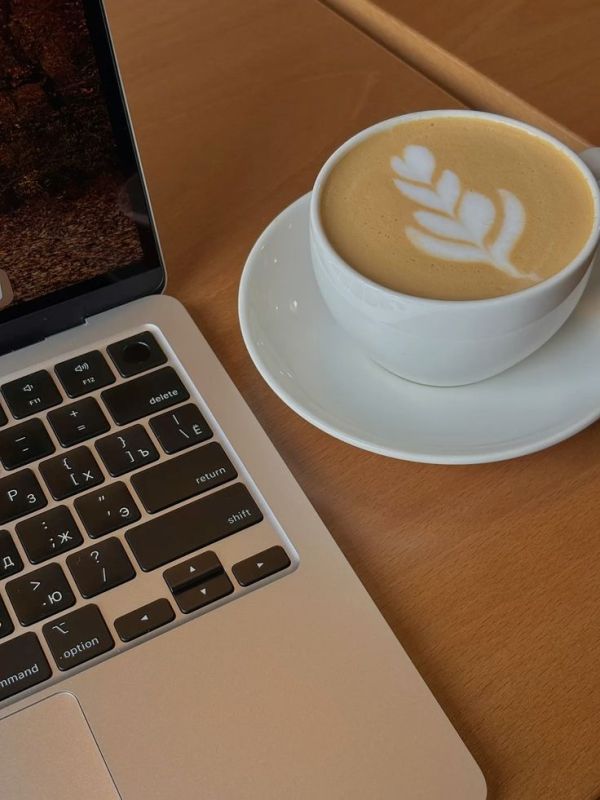 Доброе утро. Продолжаем нашу короткую неделю с хорошим настроением!